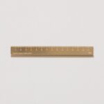 Lineal aus Messing