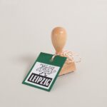 Stempel winkendes Kuvert / Post aus Leipzig