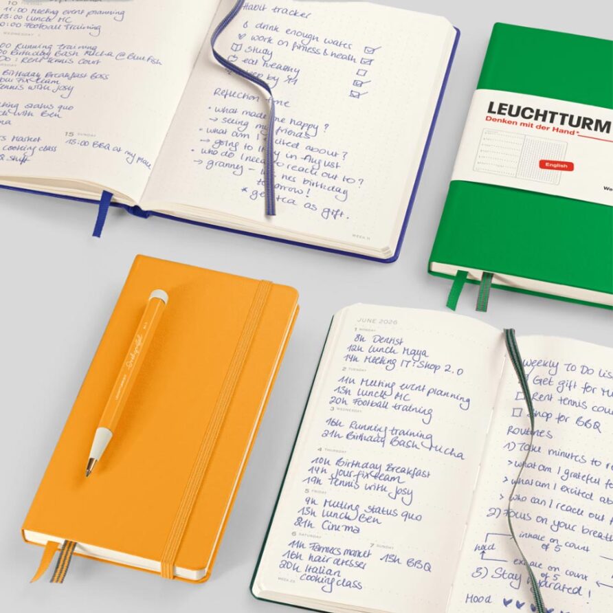 Wochenkalender und Notizbuch 2026 gepunktet